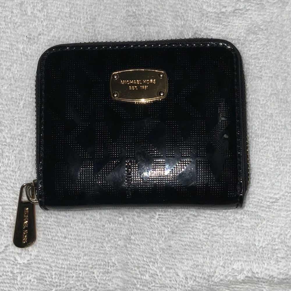 Black Michael Kors MK print